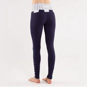 Lululemon Run Speed tight deep indigo Size 6